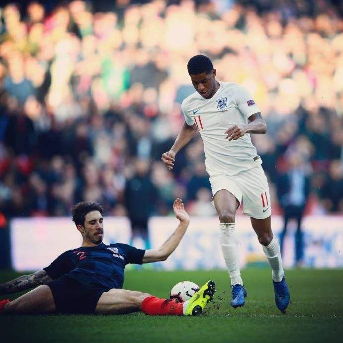 包含英格兰羽毛球队逆转丹麦羽毛球队,辛杜制霸全场的词条 包含英格兰羽毛球队逆转丹麦羽毛球队,辛杜制霸全场的词条