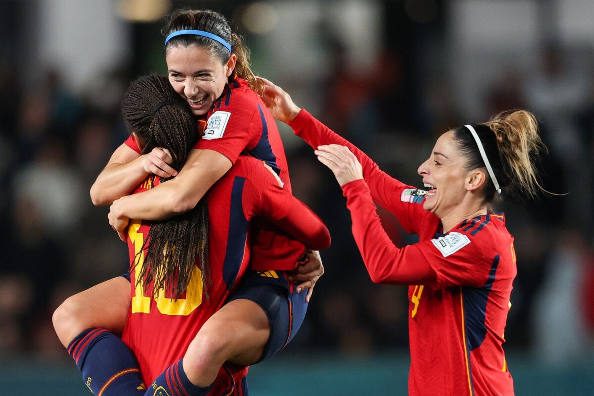 挪威队与法国女足擦枪走火对抗