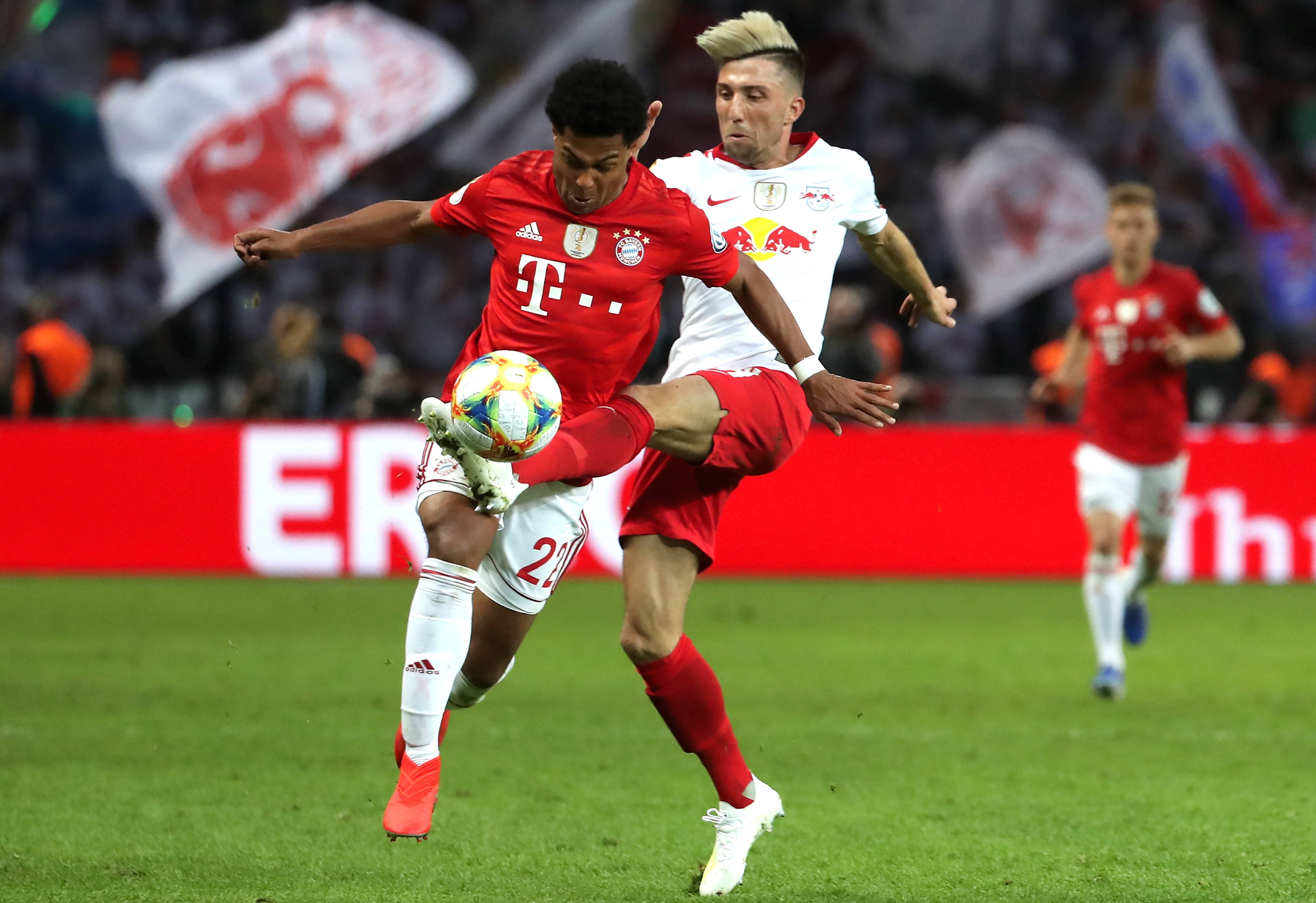 包含多特蒙德主场再胜，继续紧追慕尼黑豪门的词条